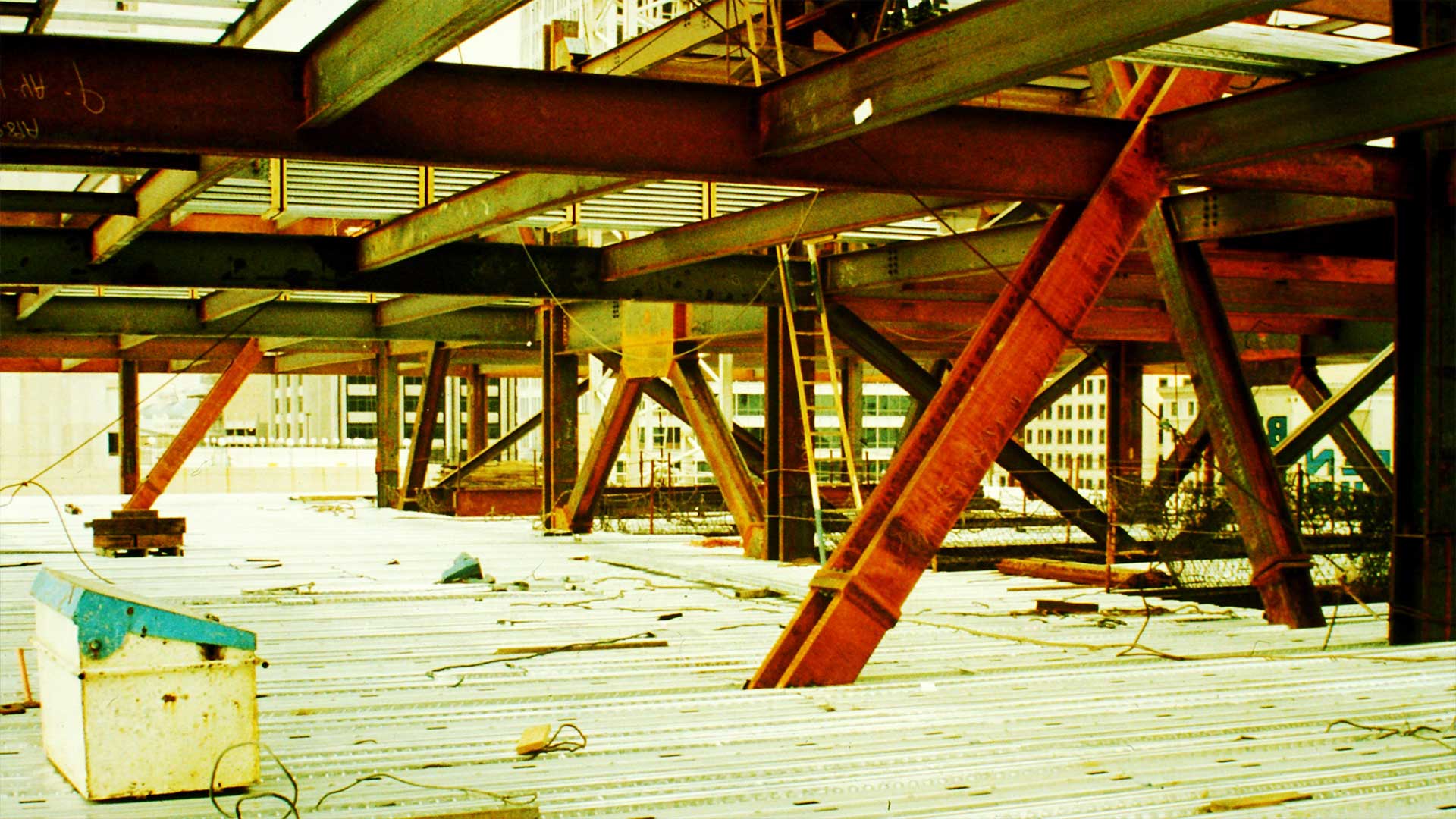 Structure Salesforce Tower