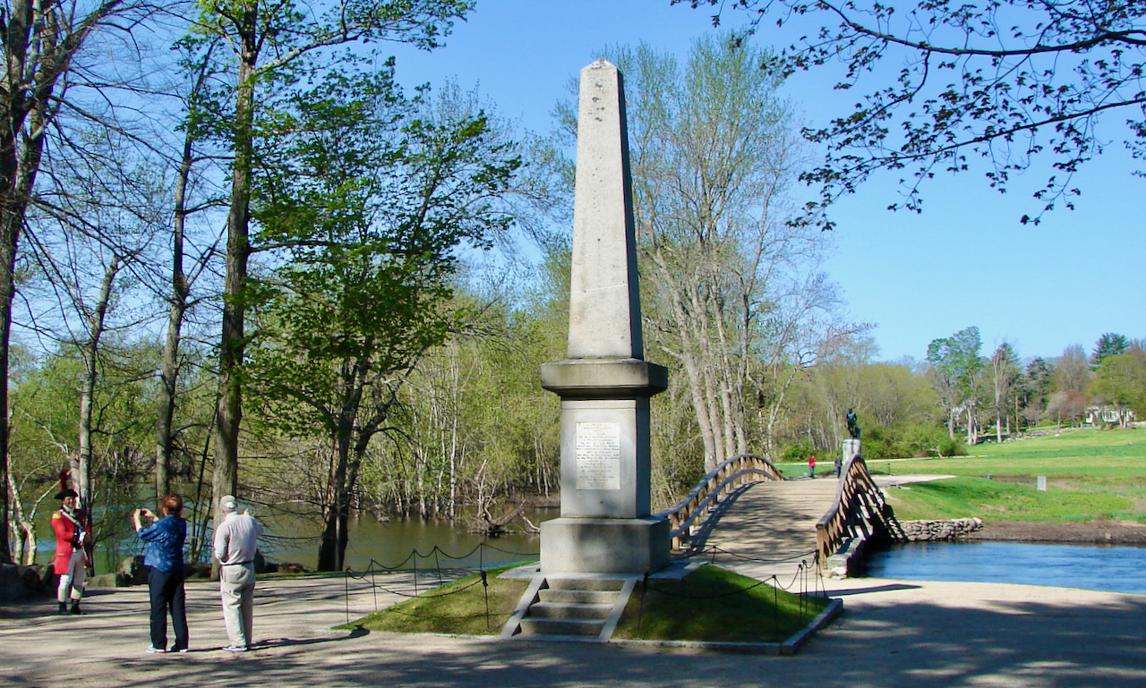 lexington-ma_revolutionary-war-monument